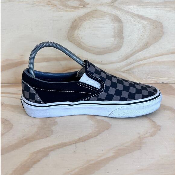Vans Off The Wall - Classic Slip-On Checkeredboard - Black/Gray - Women's - 7 - Picture 5 of 9